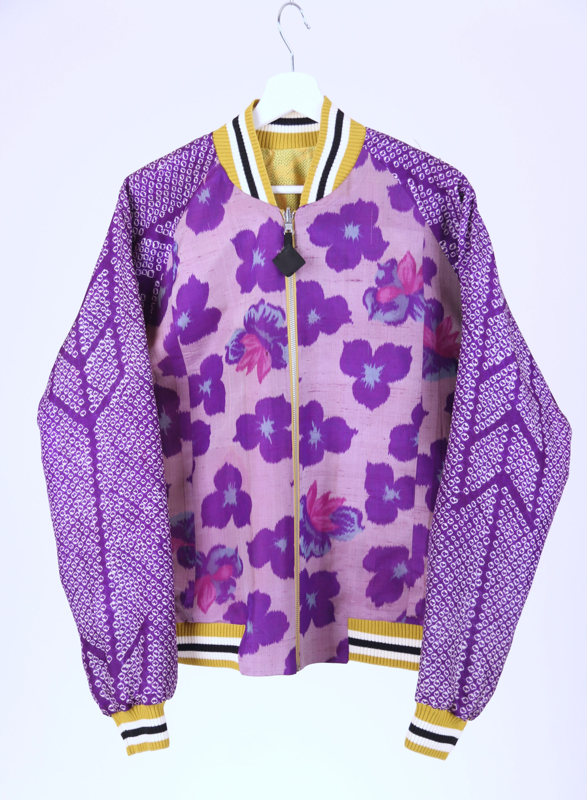 Suka #54 - Image 8