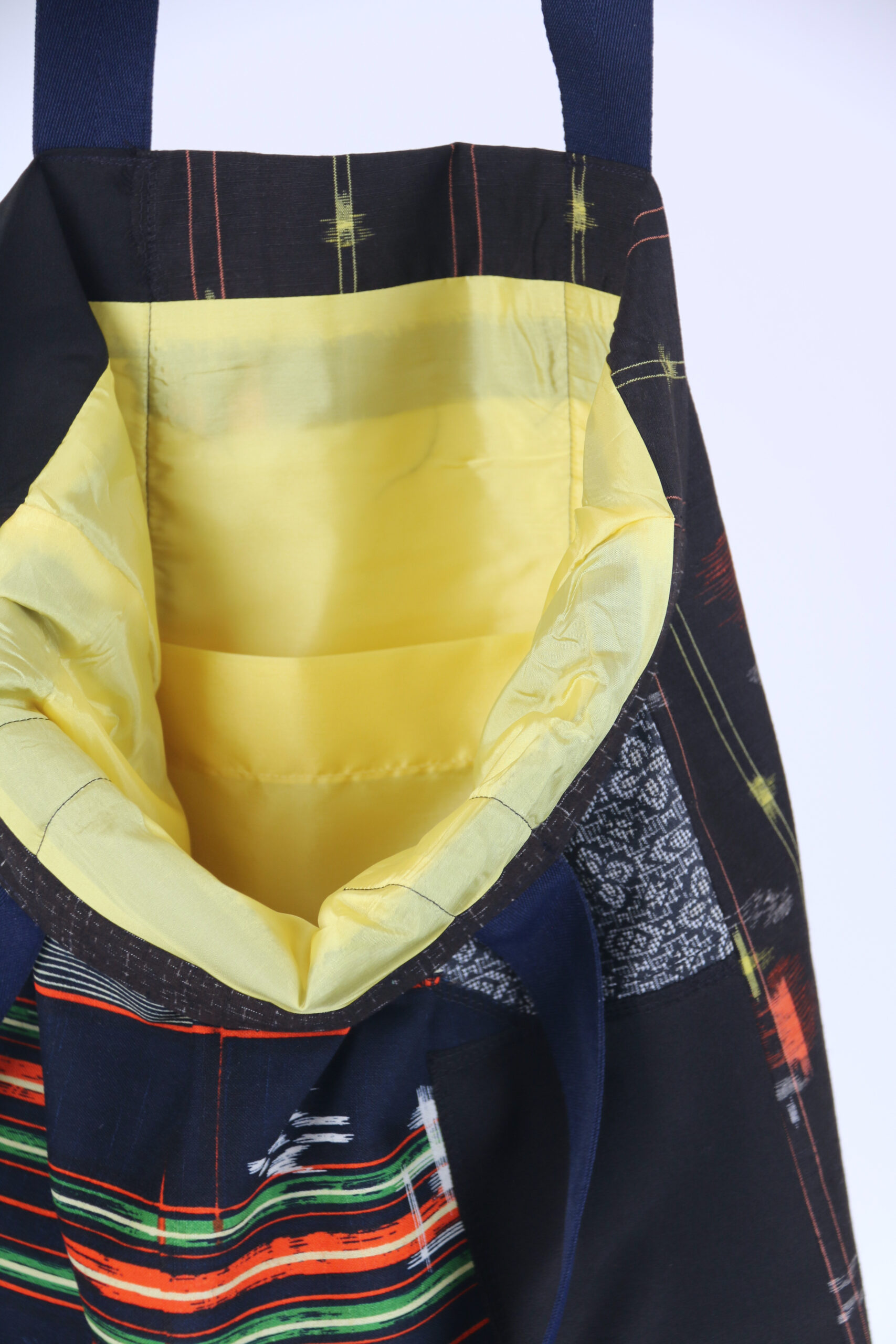 Wabi  tote #24 - Image 7